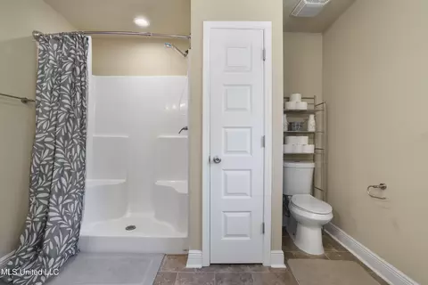 Bath - 21 Cascade Cv, Perkinston, MS 39573 photo 2 of 4