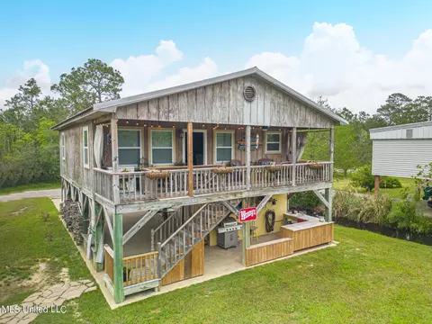 5099 Kament St, Bay Saint Louis, MS 39520