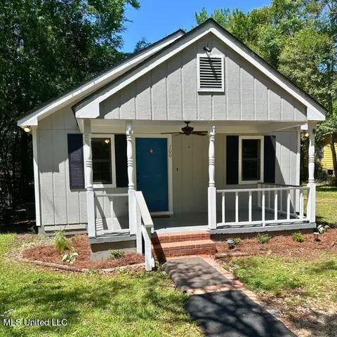 700 W Main St, Raymond, MS 39154