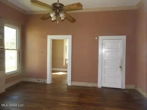 Other - 155 W Cypress St, Charleston, MS 38921 photo 4 of 10