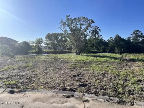 lot83 Bahama Dr, Bay Saint Louis, MS 39520