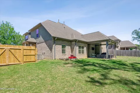Exterior - 3792 Reghans Pl, Hernando, MS 38632 photo 7 of 8
