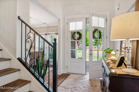 Entry Way - 3792 Reghans Pl, Hernando, MS 38632 photo 1 of 2