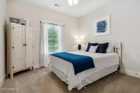 Bedroom - 3792 Reghans Pl, Hernando, MS 38632 photo 1 of 6