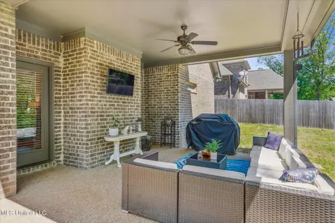 Exterior - 3792 Reghans Pl, Hernando, MS 38632 photo 5 of 8