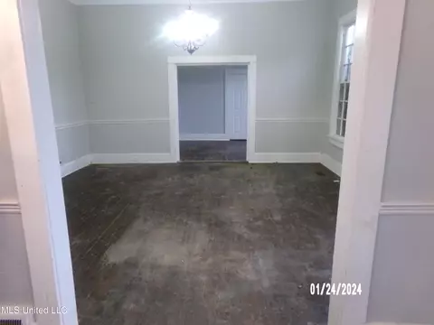 586 Central Ave, Coldwater, MS 38618 photo 6