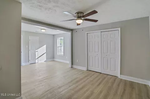 6659 Lake Forest Dr, Jackson, MS 39213 photo 13