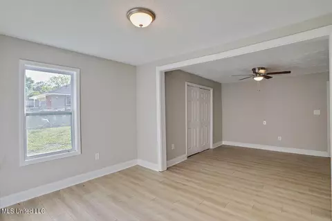6659 Lake Forest Dr, Jackson, MS 39213 photo 10