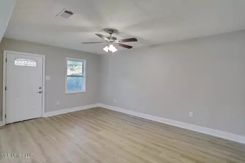 6659 Lake Forest Dr, Jackson, MS 39213 photo 5