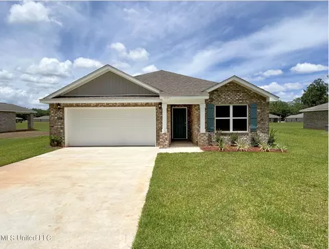 3227 King St, Lucedale, MS 39452