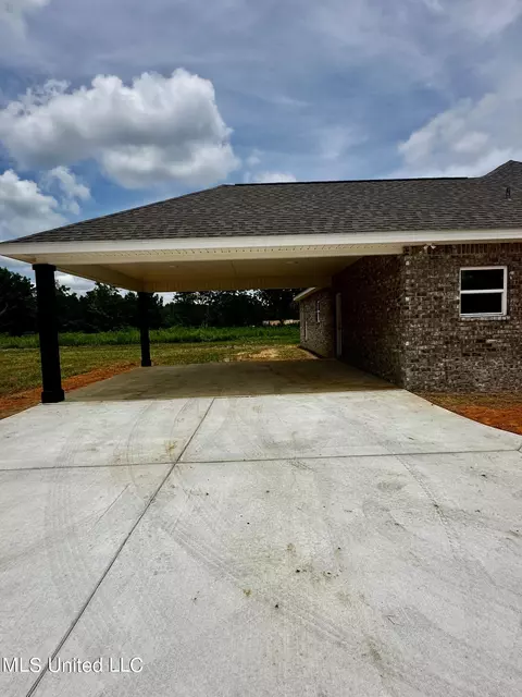 24259 Misty Ln, Lucedale, MS 39452 photo 4