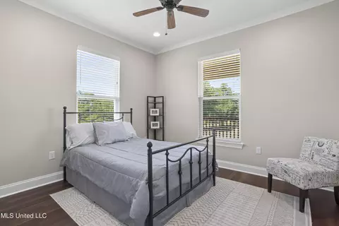 Bedroom - 112 Pitcher Pt, Long Beach, MS 39560 photo 3 of 3