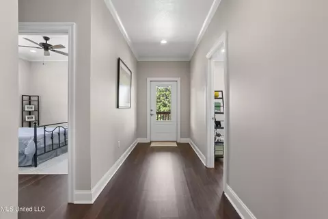 Entry Way - 112 Pitcher Pt, Long Beach, MS 39560 photo 1 of 2
