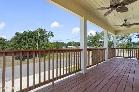 Exterior - 112 Pitcher Pt, Long Beach, MS 39560 photo 4 of 11