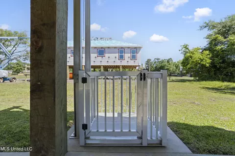Exterior - 112 Pitcher Pt, Long Beach, MS 39560 photo 9 of 11