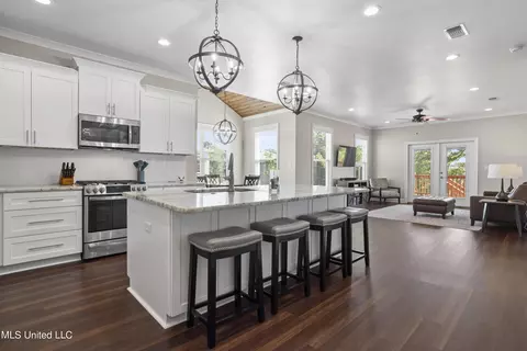 Kitchen - 112 Pitcher Pt, Long Beach, MS 39560 photo 1 of 5