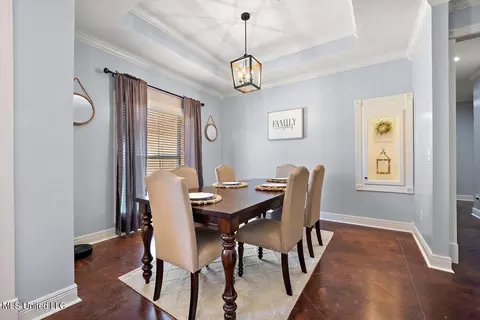 Dining - 196 Raulston Dr, Byram, MS 39272 photo 2 of 4
