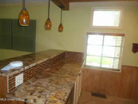 Kitchen - 1503 Wilhurst St, Jackson, MS 39211 photo 2 of 3