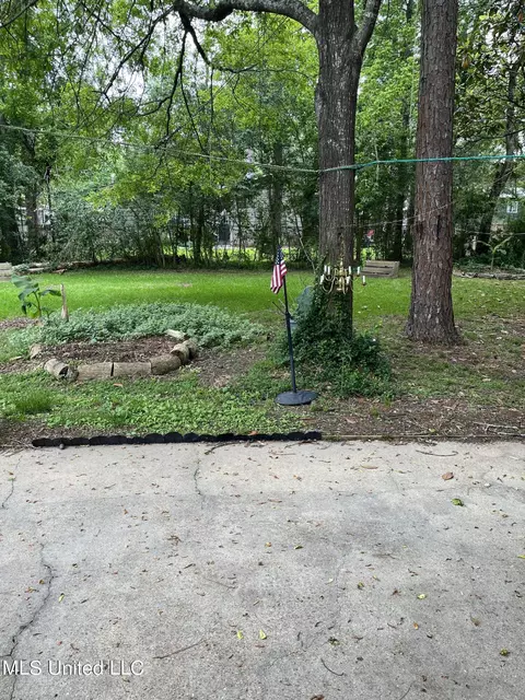 Exterior - 1503 Wilhurst St, Jackson, MS 39211 photo 7 of 7