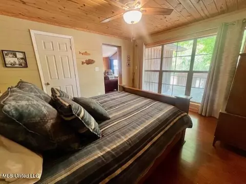 Bedroom - 80 Murphy Rd, Sardis, MS 38666 photo 4 of 11