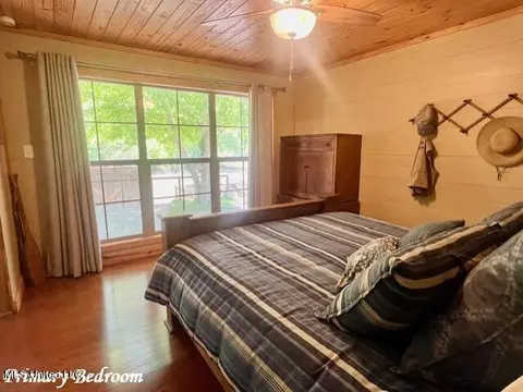 Bedroom - 80 Murphy Rd, Sardis, MS 38666 photo 3 of 11
