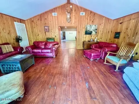 Living - 80 Murphy Rd, Sardis, MS 38666 photo 1 of 5