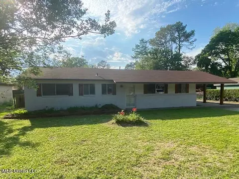 2031 Wildwood Terrace Ter, Yazoo City, MS 39194