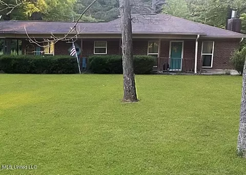 2117 Highway 43 N, Pelahatchie, MS 39145