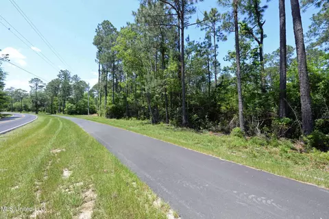 5300 Noma Dr, Diamondhead, MS 39525 photo 5