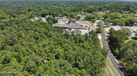 5300 Noma Dr, Diamondhead, MS 39525 photo 2