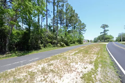 5300 Noma Dr, Diamondhead, MS 39525 photo 6