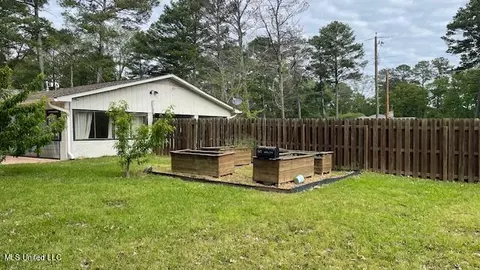 108 Azalea Dr, Forest, MS 39074 photo 3