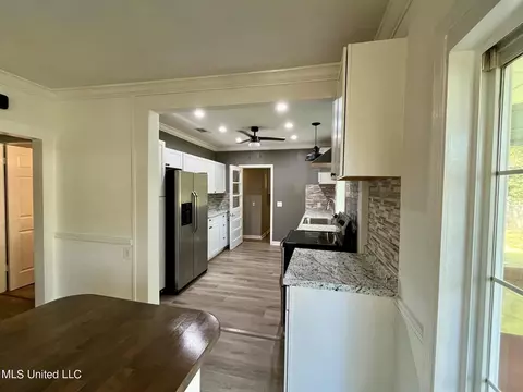 Bedroom - 608 NW Goodwater Rd, Magee, MS 39111 photo 1 of 2