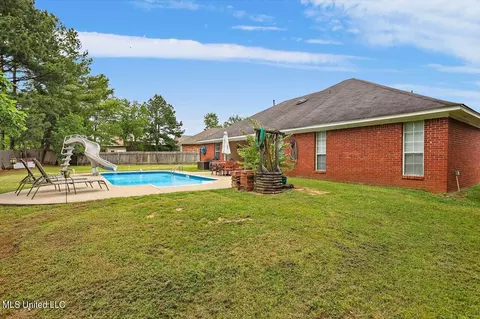 Exterior - 1212 Crossview Ct, Brandon, MS 39042 photo 11 of 16