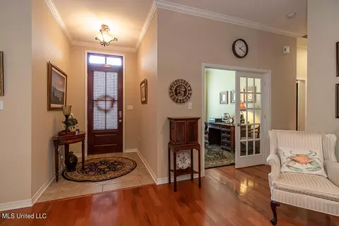 Entry Way - 119 Hawthorne Dr, Long Beach, MS 39560 photo 1 of 1