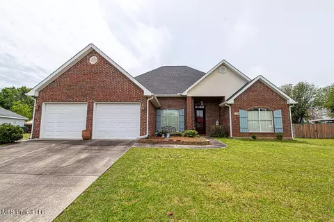 119 Hawthorne Dr, Long Beach, MS 39560