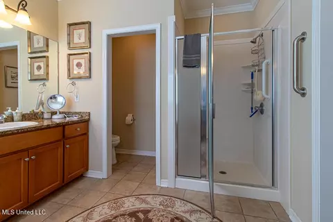 Bath - 119 Hawthorne Dr, Long Beach, MS 39560 photo 4 of 6