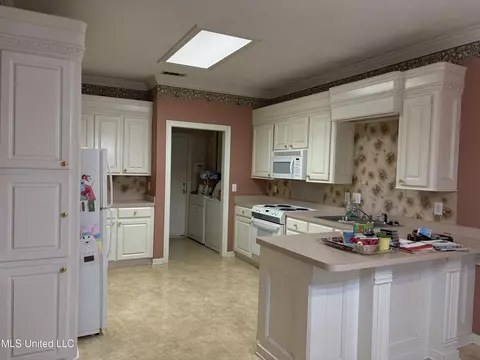 169 Brookleigh Pl, Byram, MS 39272 photo 16
