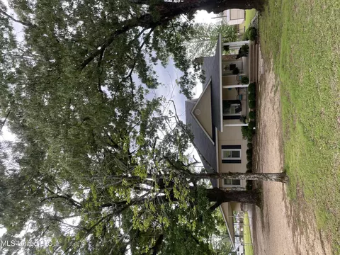 167 El Pine Dr, Pearl, MS 39208