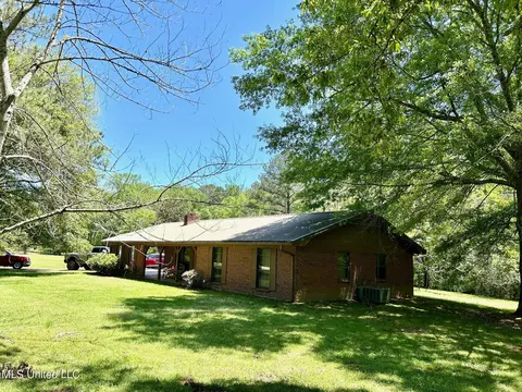 2242 Old Pickens Rd, Kosciusko, MS 39090 photo 3