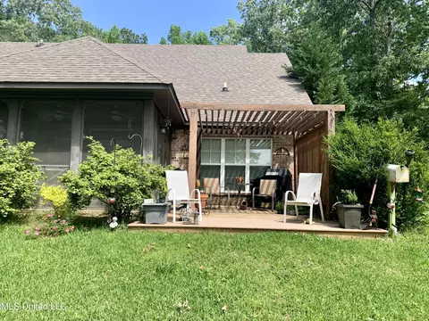 Exterior - 209 Crescent H Dr, Terry, MS 39170 photo 11 of 12