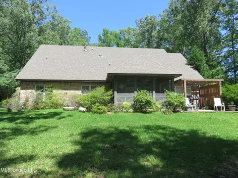 Exterior - 209 Crescent H Dr, Terry, MS 39170 photo 8 of 12