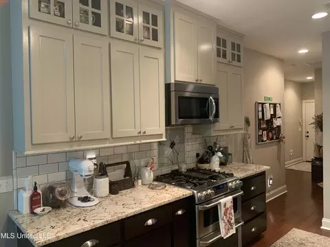 Kitchen - 209 Crescent H Dr, Terry, MS 39170 photo 4 of 7