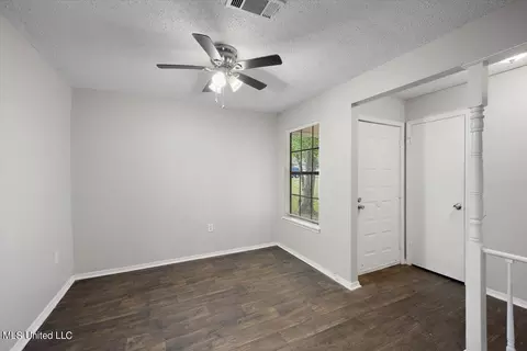 207 Eagle Dr, Byram, MS 39272 photo 5