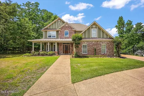 189 Bridlewood Dr, Brandon, MS 39047