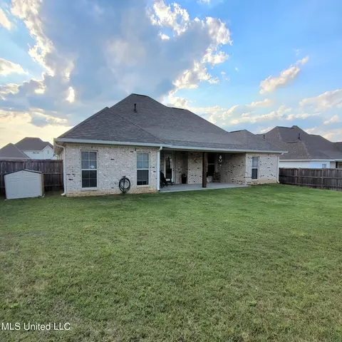 Exterior - 157 Glenwild Trl, Canton, MS 39046 photo 6 of 7