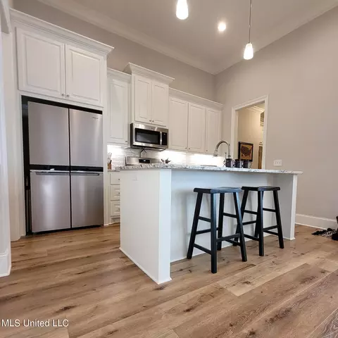 Kitchen - 157 Glenwild Trl, Canton, MS 39046 photo 1 of 5