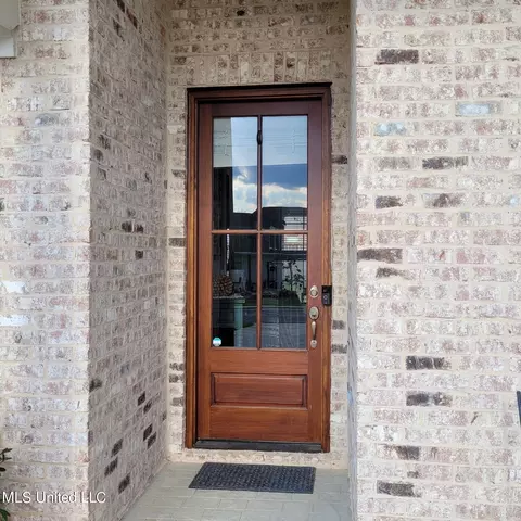 Entry Way - 157 Glenwild Trl, Canton, MS 39046 photo 1 of 1