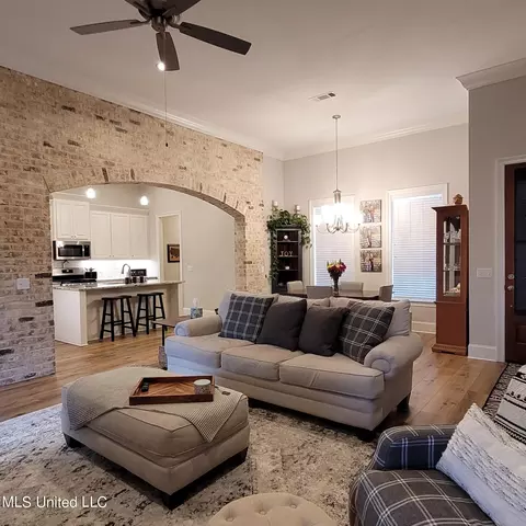 Living - 157 Glenwild Trl, Canton, MS 39046 photo 6 of 8