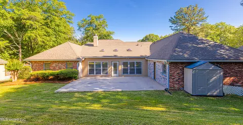 Exterior - 116 Hickory Gln, Madison, MS 39110 photo 5 of 8